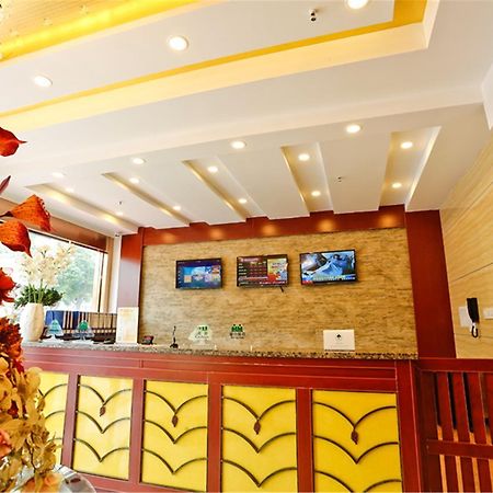 Greentree Inn Anhui Fuyang Yijing International North Door Busniess Hotel Екстериор снимка