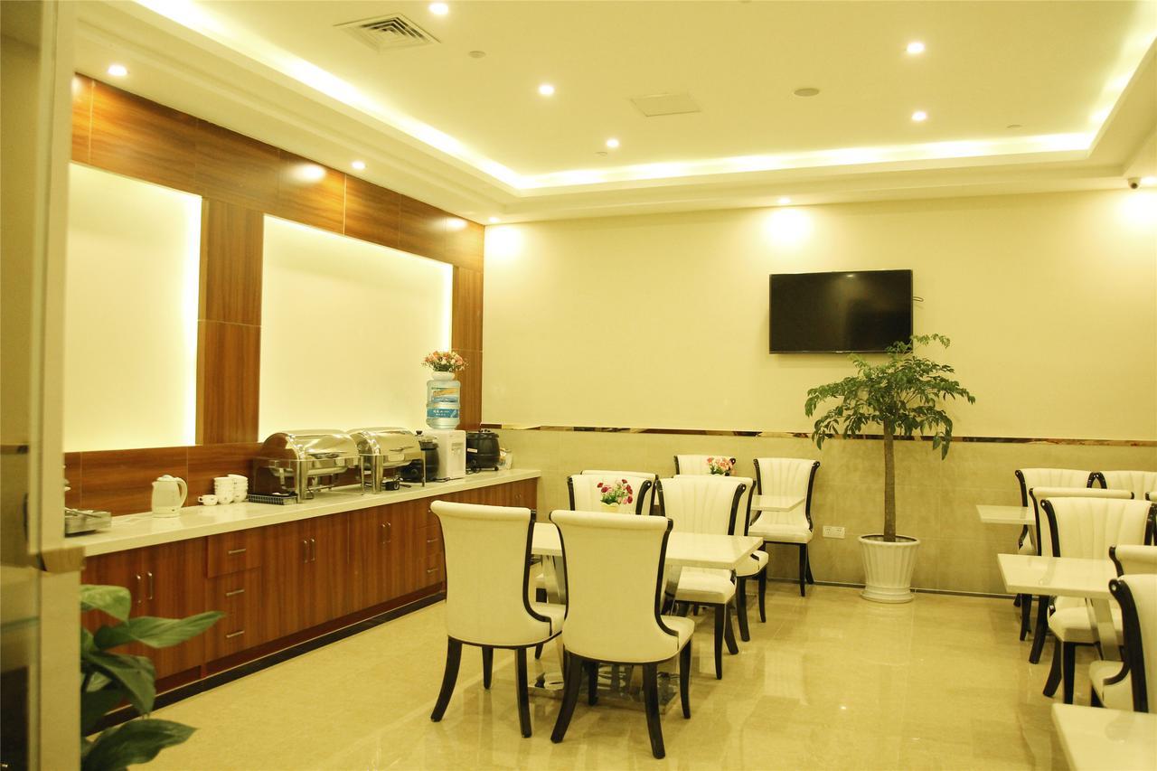 Greentree Inn Anhui Fuyang Yijing International North Door Busniess Hotel Екстериор снимка