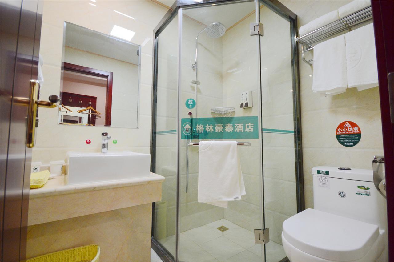 Greentree Inn Anhui Fuyang Yijing International North Door Busniess Hotel Екстериор снимка