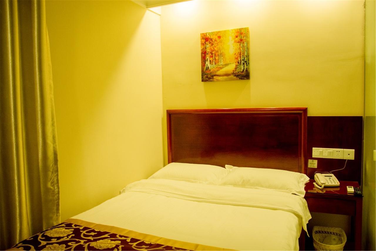 Greentree Inn Anhui Fuyang Yijing International North Door Busniess Hotel Екстериор снимка