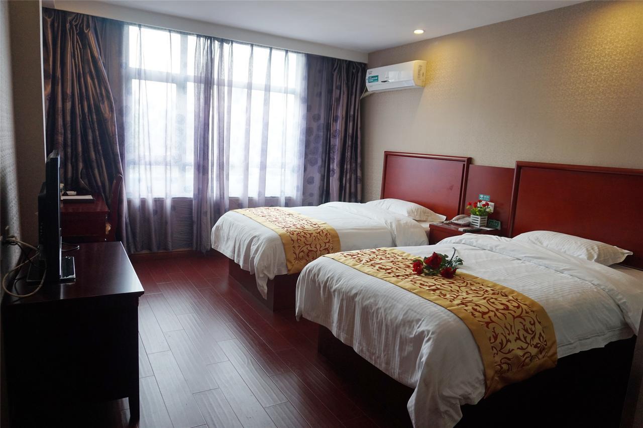 Greentree Inn Anhui Fuyang Yijing International North Door Busniess Hotel Екстериор снимка